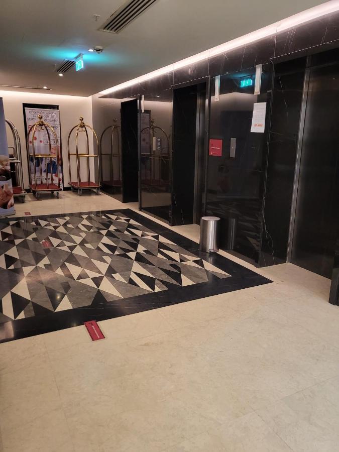 Apartment 16,26,27 Floors In Alliance Palace Batumi Zewnętrze zdjęcie
